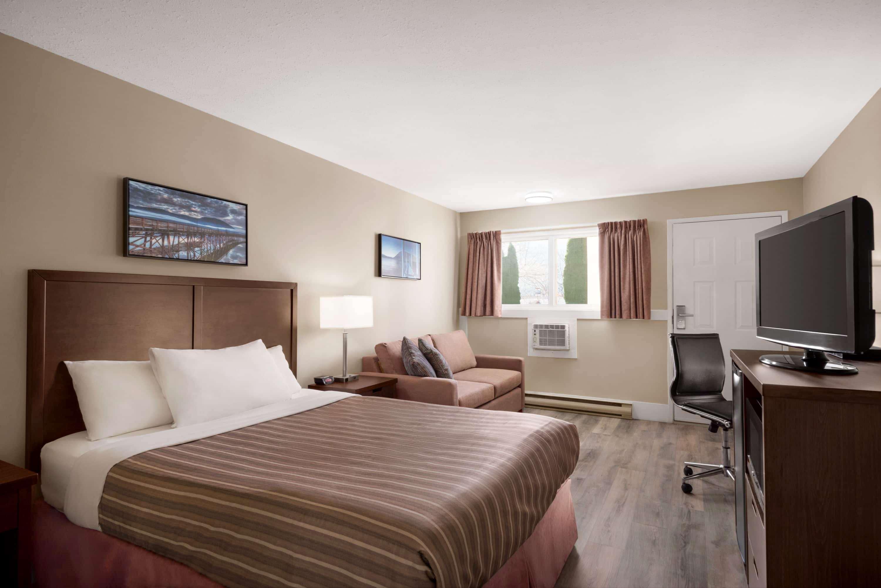 Travelodge By Wyndham Salmon Arm Bc Zewnętrze zdjęcie