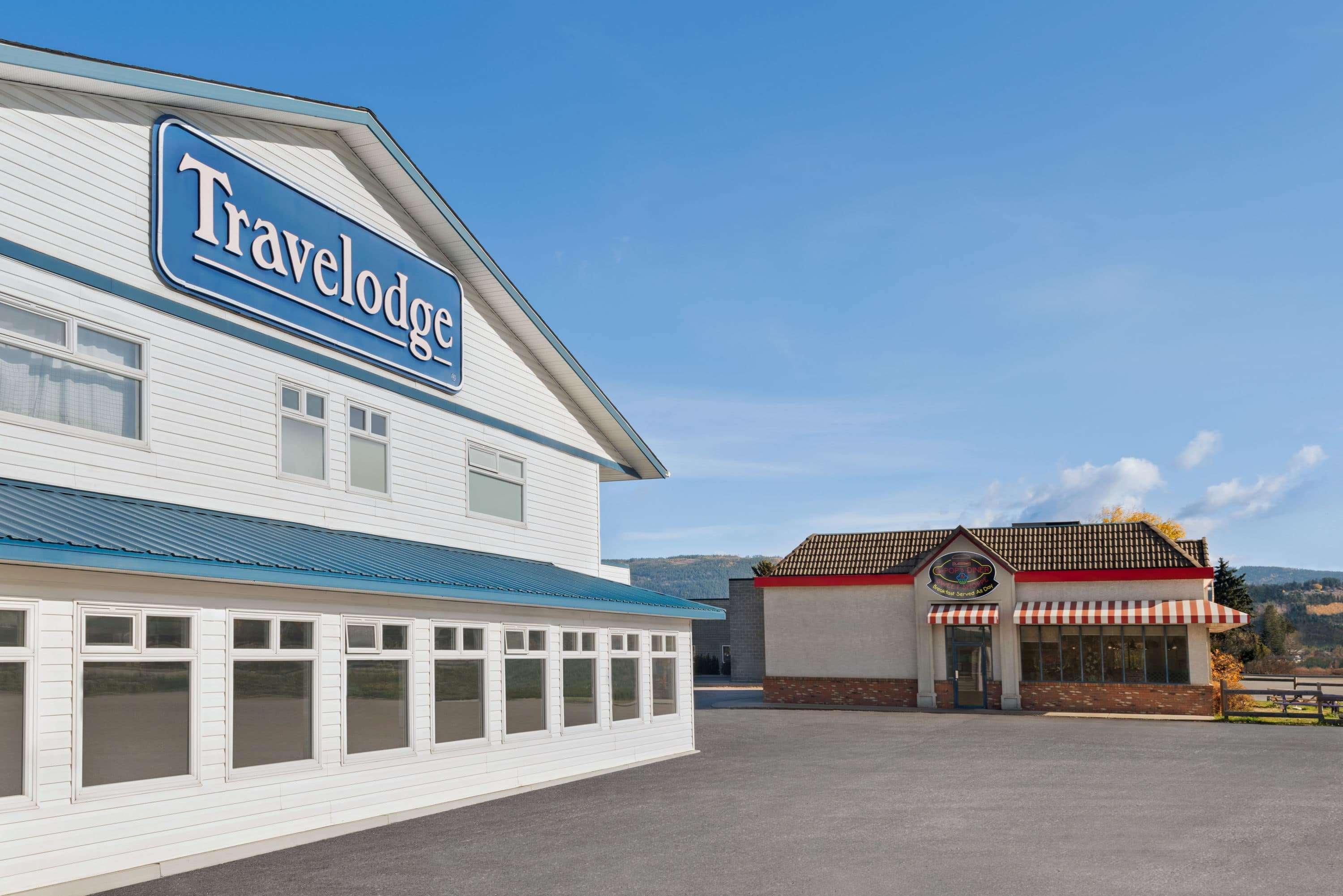 Travelodge By Wyndham Salmon Arm Bc Zewnętrze zdjęcie