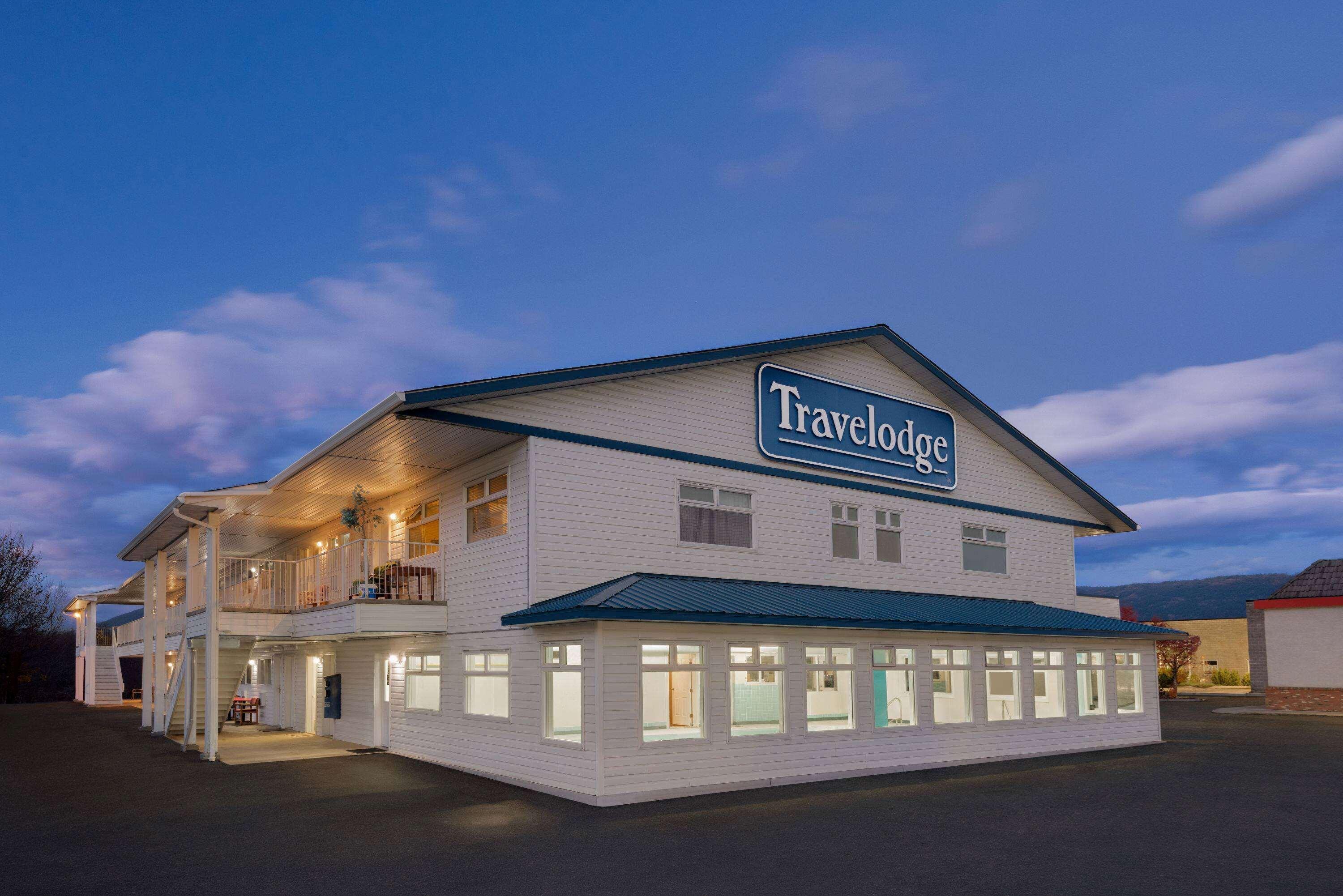 Travelodge By Wyndham Salmon Arm Bc Zewnętrze zdjęcie