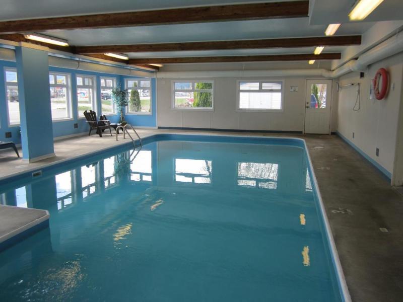 Travelodge By Wyndham Salmon Arm Bc Zewnętrze zdjęcie